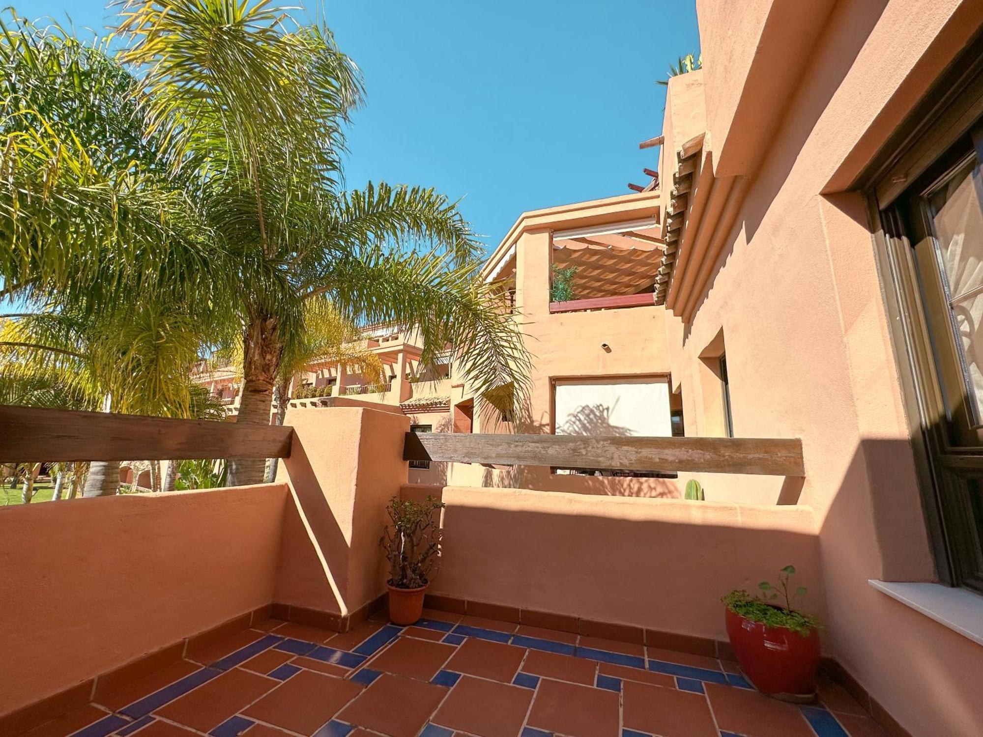 Costal Bliss Apartment เอสเตโปนา ภายนอก รูปภาพ
