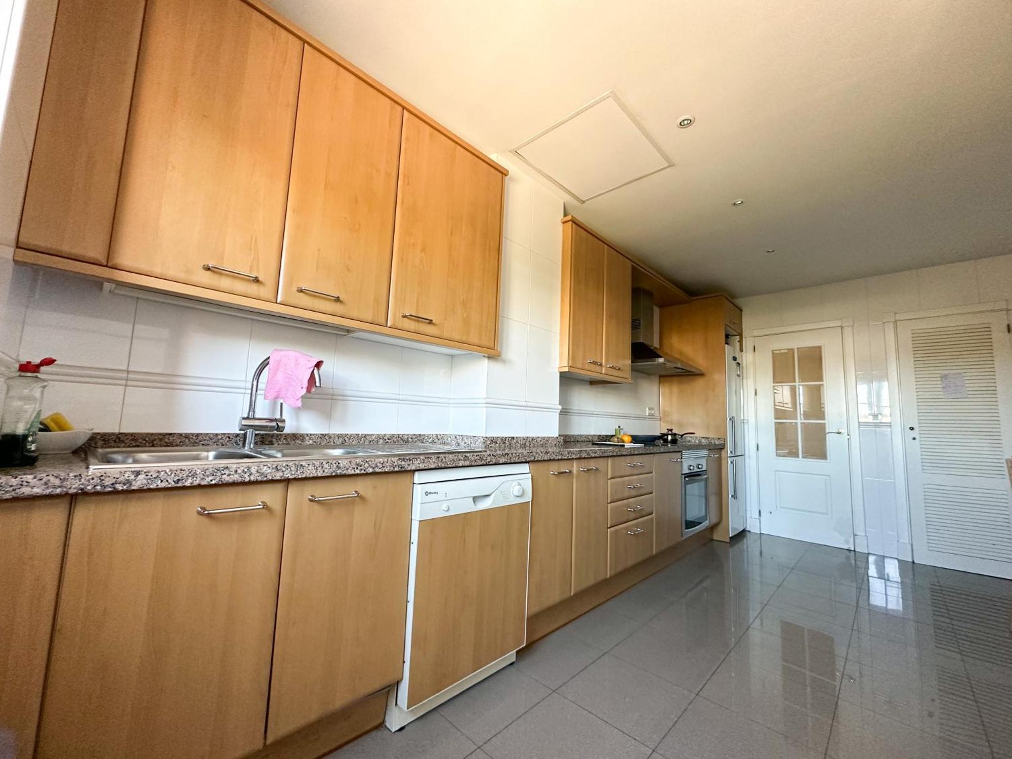 Costal Bliss Apartment เอสเตโปนา ภายนอก รูปภาพ